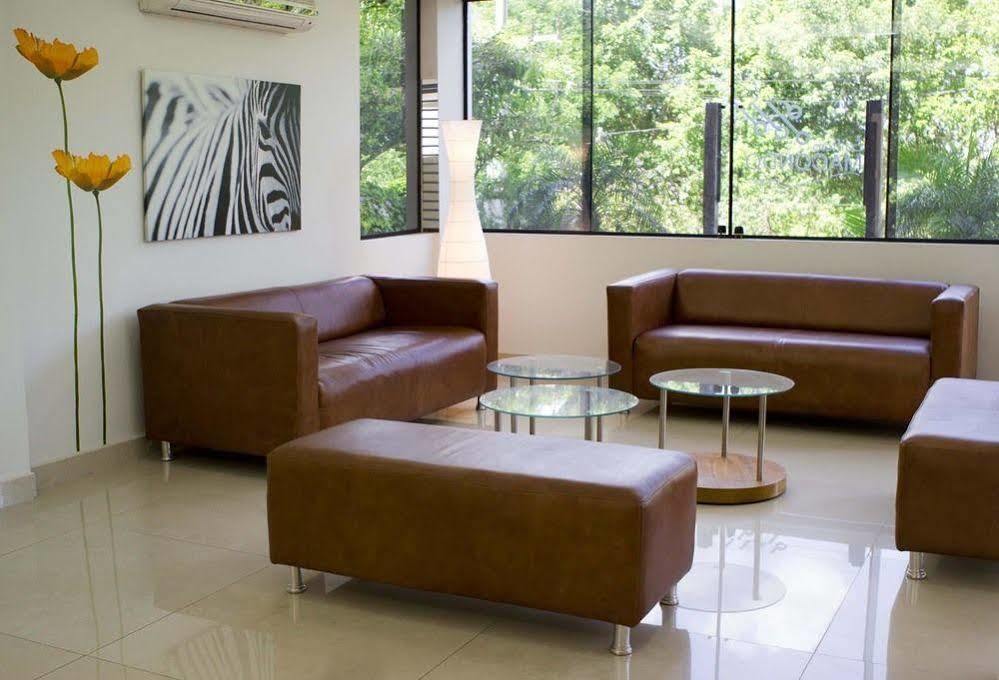 Terrazas Del Sol Apart-Hotel Lambare Экстерьер фото