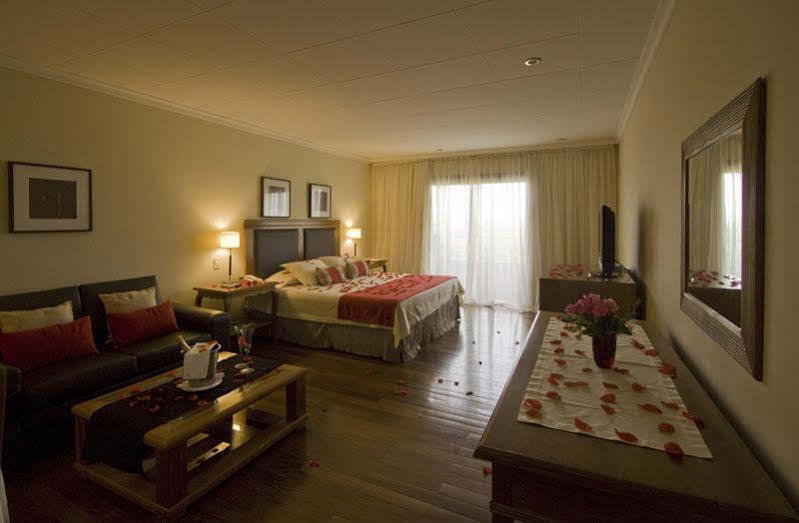 Terrazas Del Sol Apart-Hotel Lambare Экстерьер фото